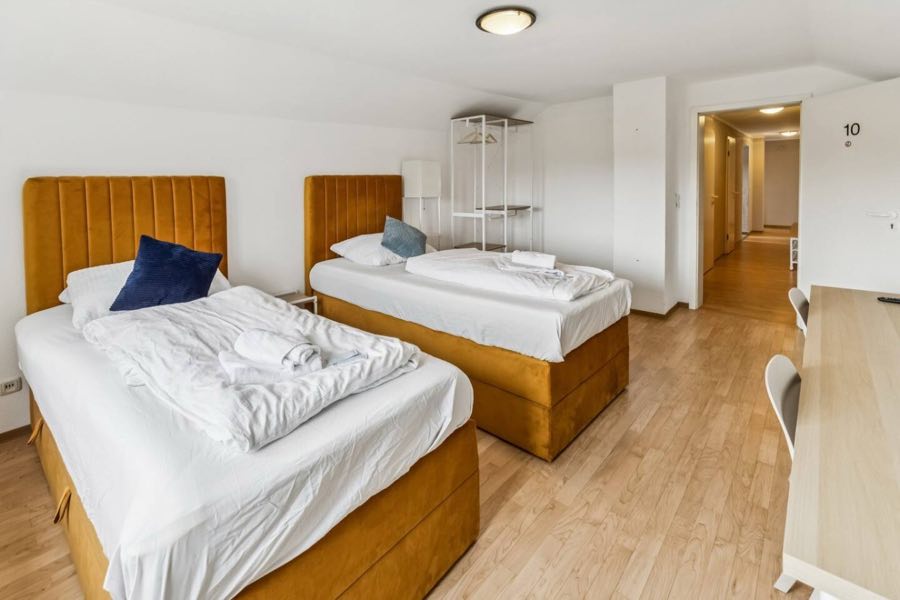 Großes Doppelzimmer